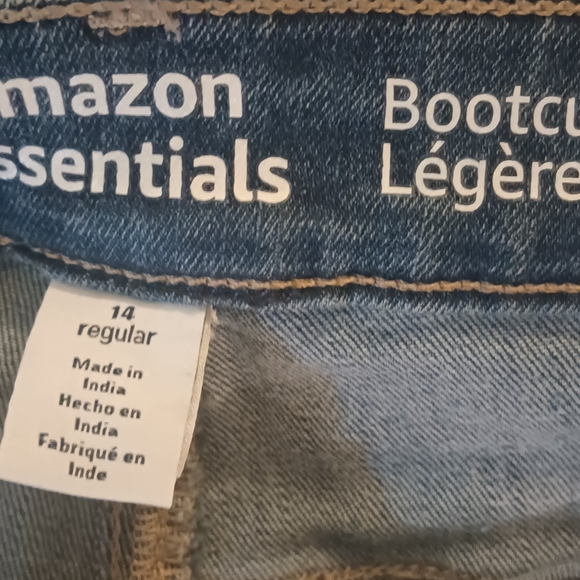 Amazon Essential Jeans - Picture 2 of 8